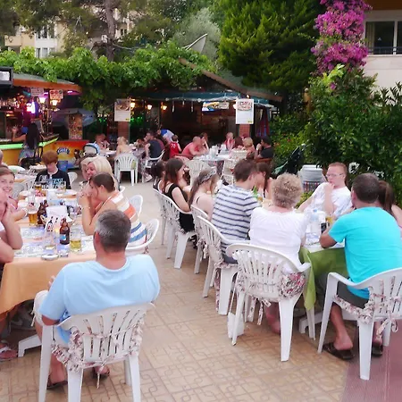 Eden Garden Ξενοδοχείο Μαρμαρίς