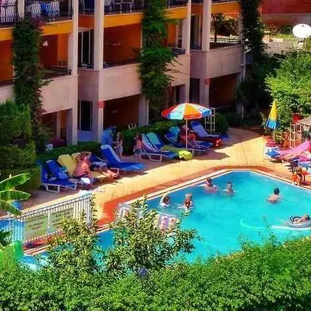 Hotell Eden Garden