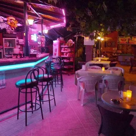 Eden Garden Μαρμαρίς